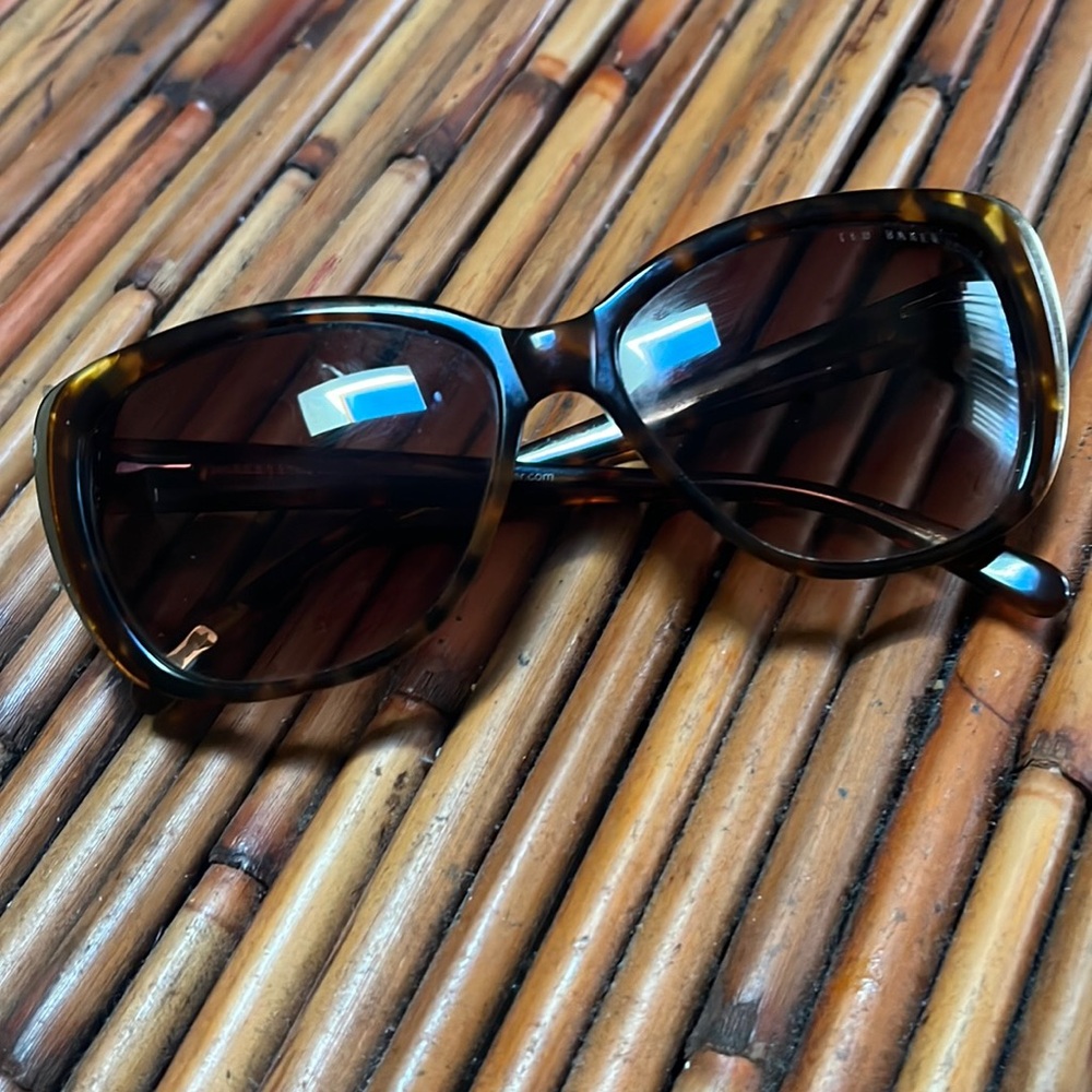 TED BAKER SUNGLASSES